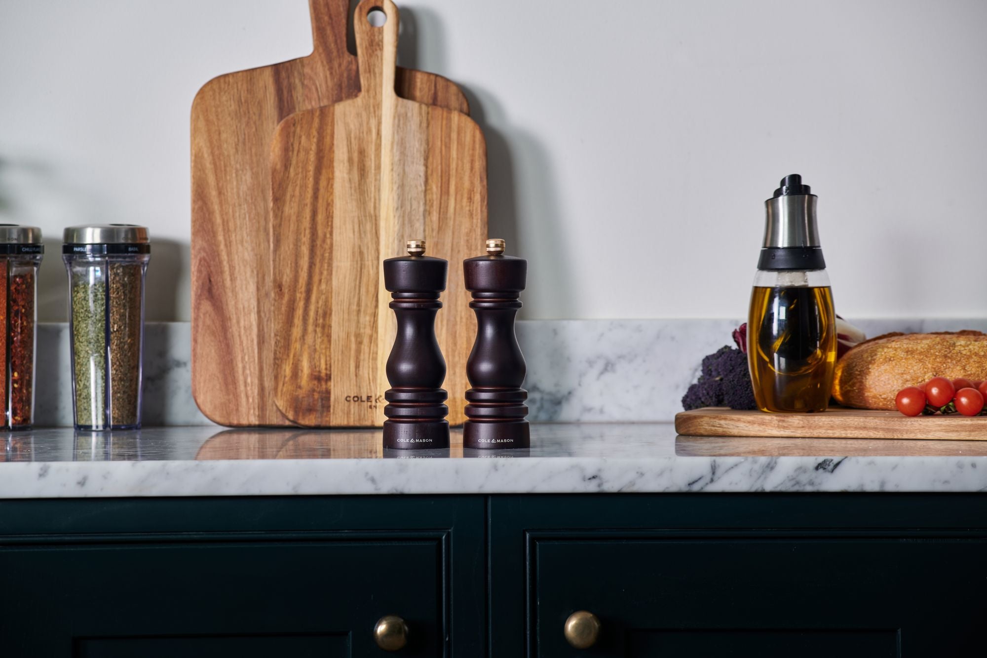 Cole & Mason London Salt and Pepper Mill Gift Set - Chocolate Wood - 18cm