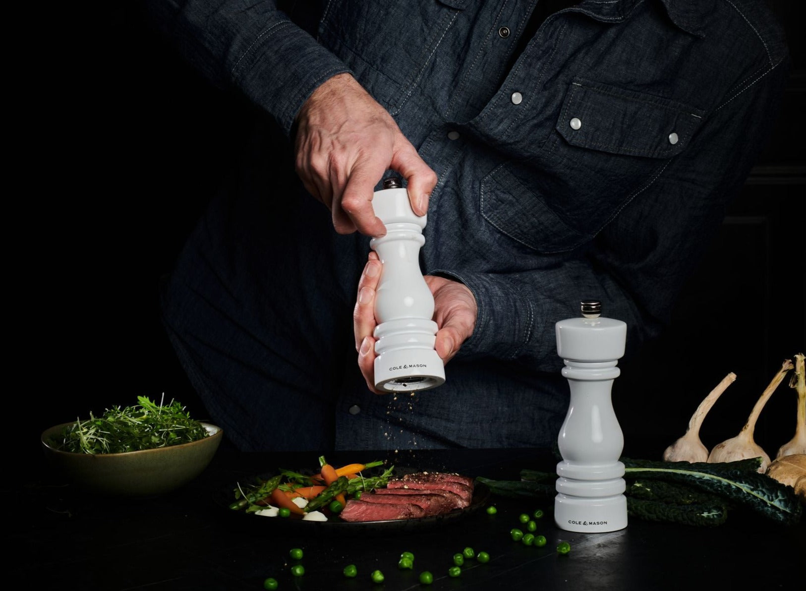 Cole & Mason London Salt and Pepper Mill Gift Set - White Gloss - 18cm
