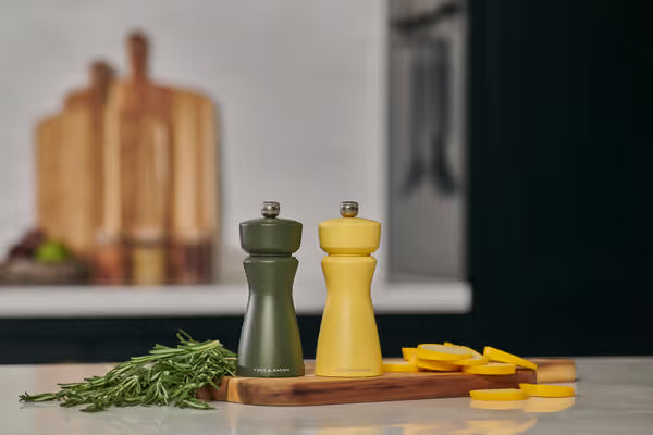 Cole & Mason Kenton 150mm Salt or Pepper Mill - Tumeric