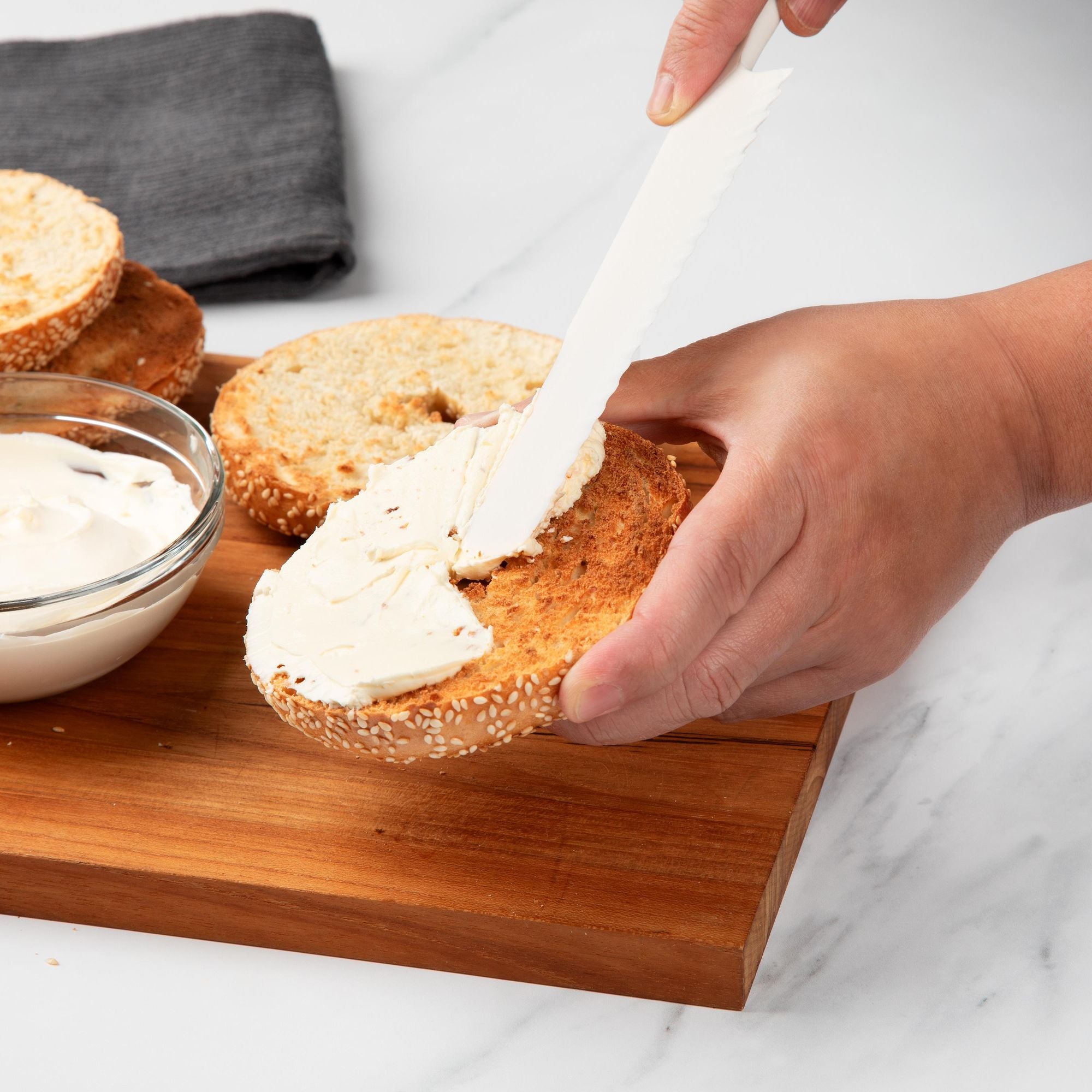 Progressive Sandwich & Bagel Knife