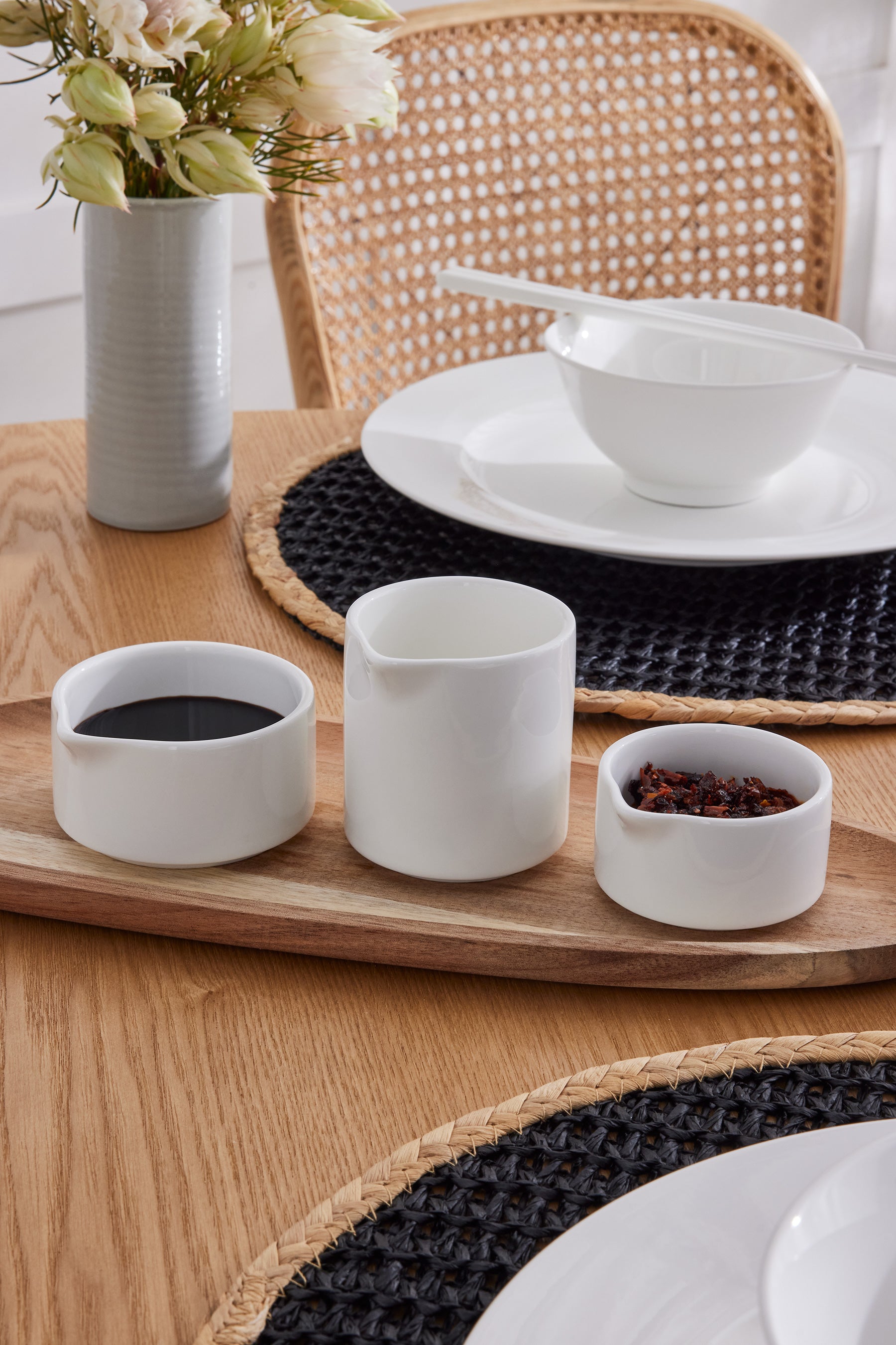 Maxwell & Williams White Basics Sauce Dish/Pourer - 80ml