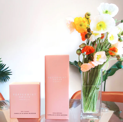 Peppermint Grove Australia - Camellia & Lotus Blossom Soy Candle - 370g