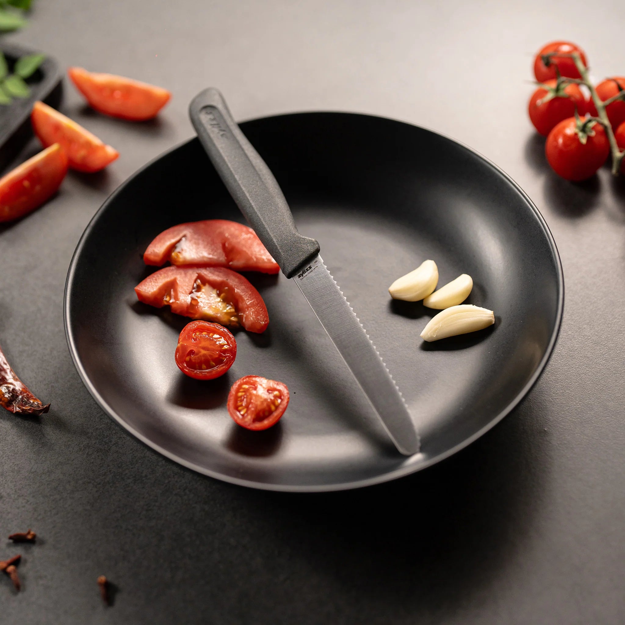 Zyliss Serrated Tomato Knife With Safety Cover 11cm