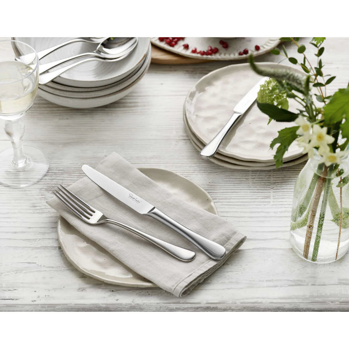 Robert Welch Radford Cutlery Set - 16pc