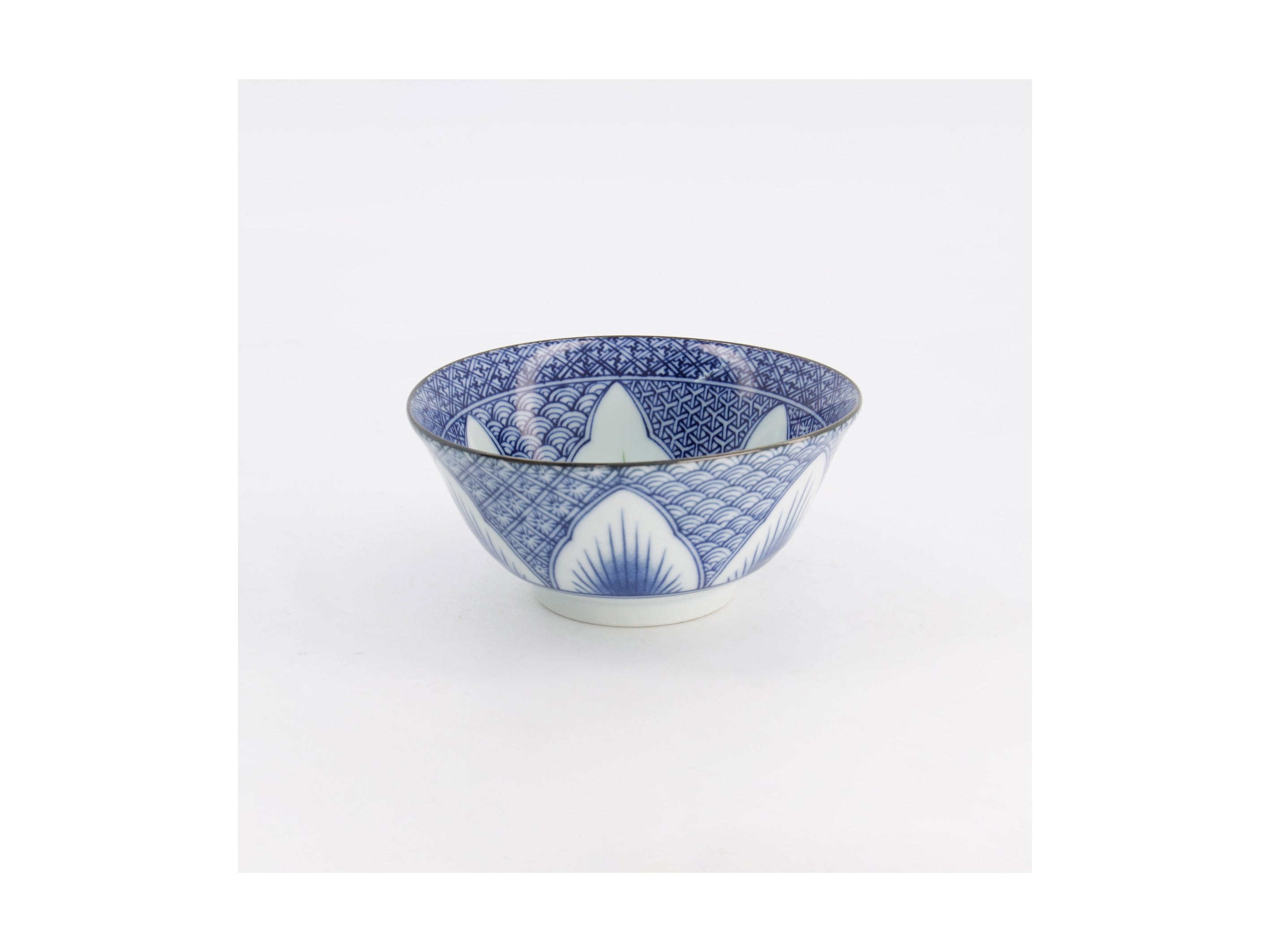 Tokyo Design Studio Lily Flower Tayo Bowl 14x6cm Blue