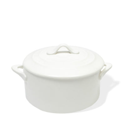 Maxwell & Williams White Basics Oven Chef Round small Casserole 600ml Gift Boxed
