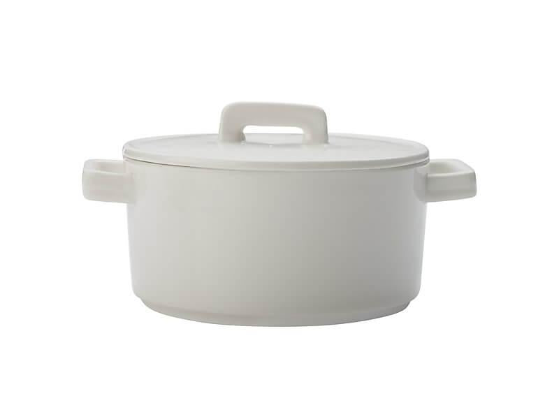 Maxwell & Williams Epicurious Round Casserole 500ml - White